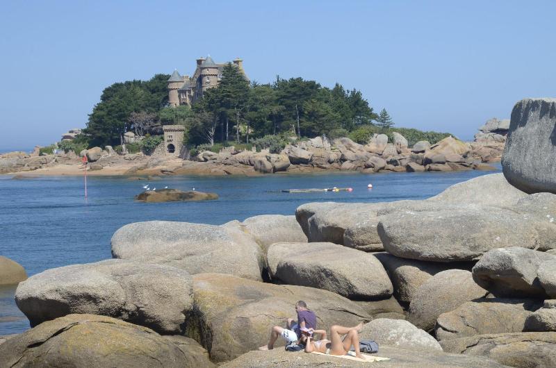 Hotel Des Rochers เปโรส กีเรค ภายนอก รูปภาพ