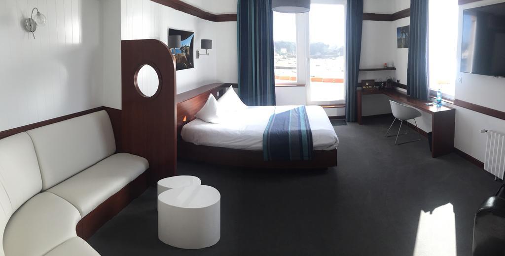 Hotel Des Rochers เปโรส กีเรค ห้อง รูปภาพ