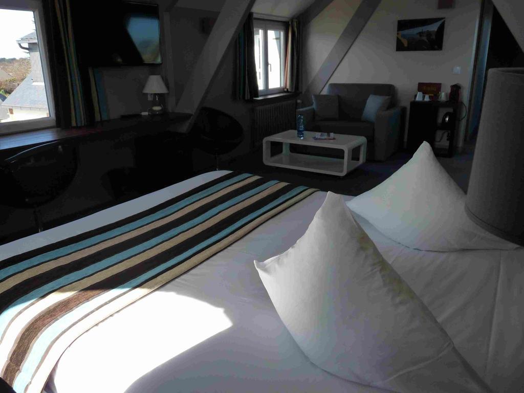 Hotel Des Rochers เปโรส กีเรค ภายนอก รูปภาพ